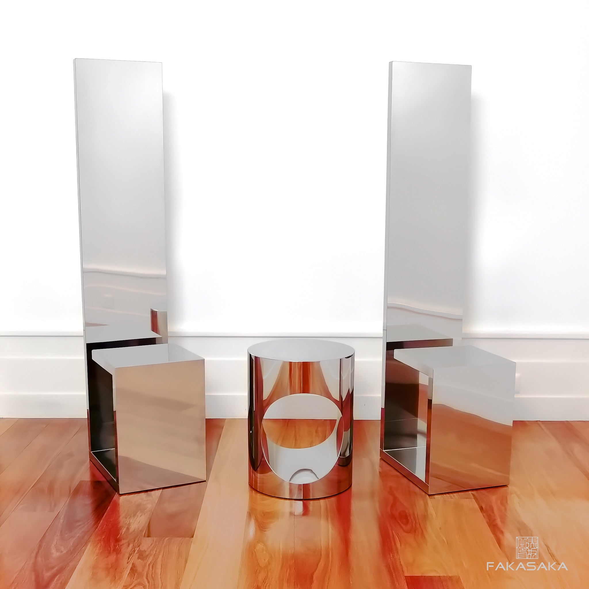 FA4<br><br>STOOL / SIDE TABLE / DRINK TABLE<br><br>STAINLESS STEEL