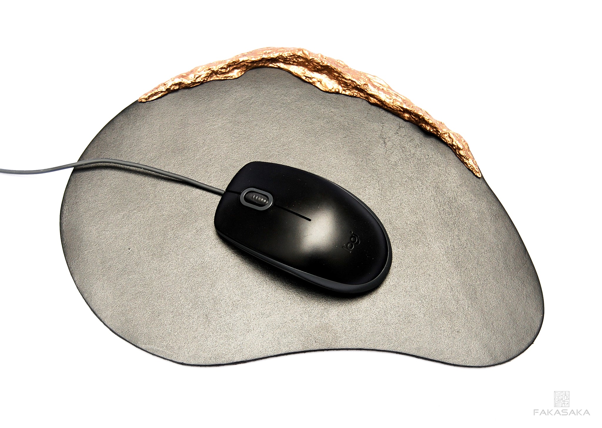 APPLE <br><br>MOUSE PAD<br><br>POLISHED BRONZE