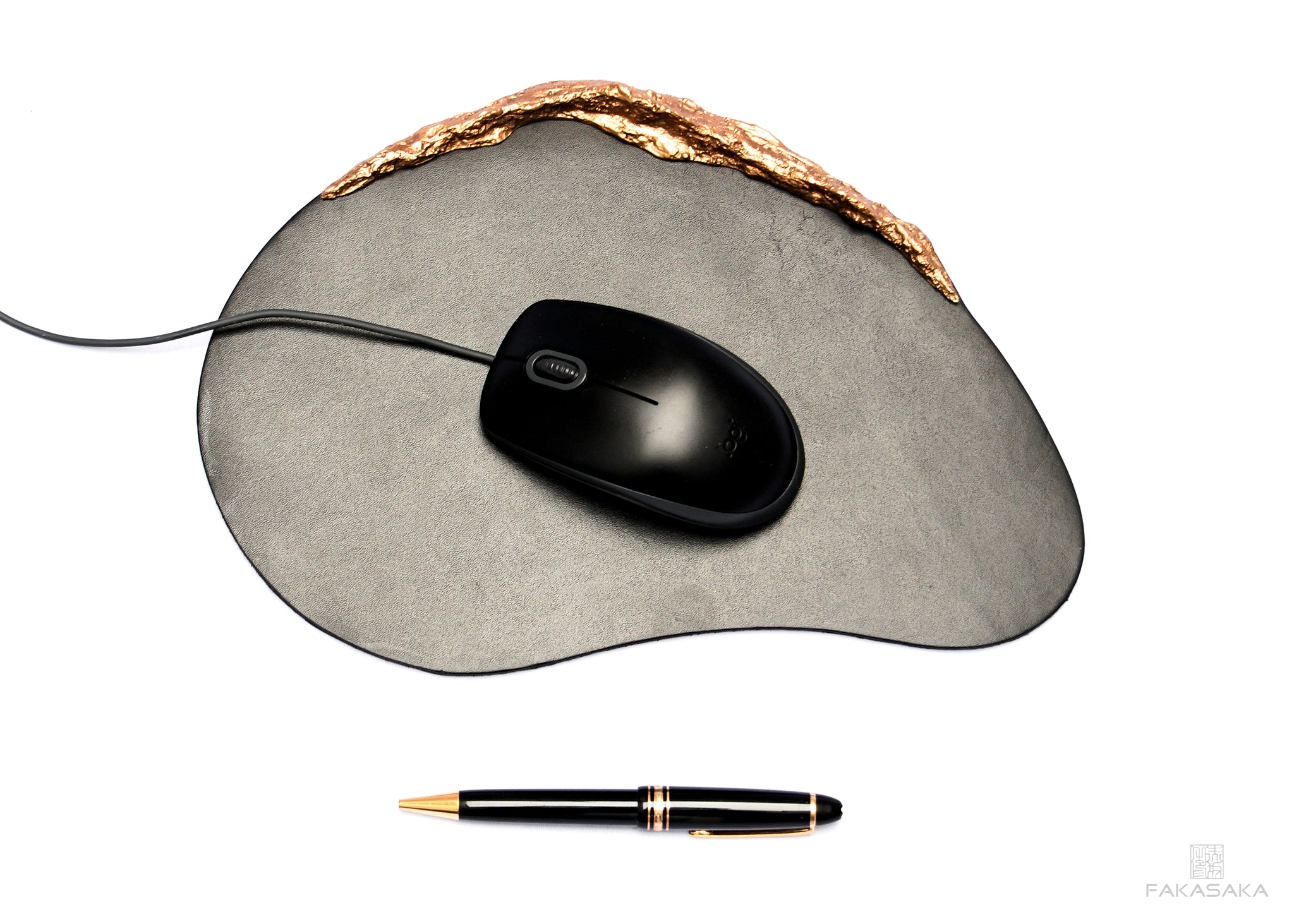 APPLE <br><br>MOUSE PAD<br><br>POLISHED BRONZE