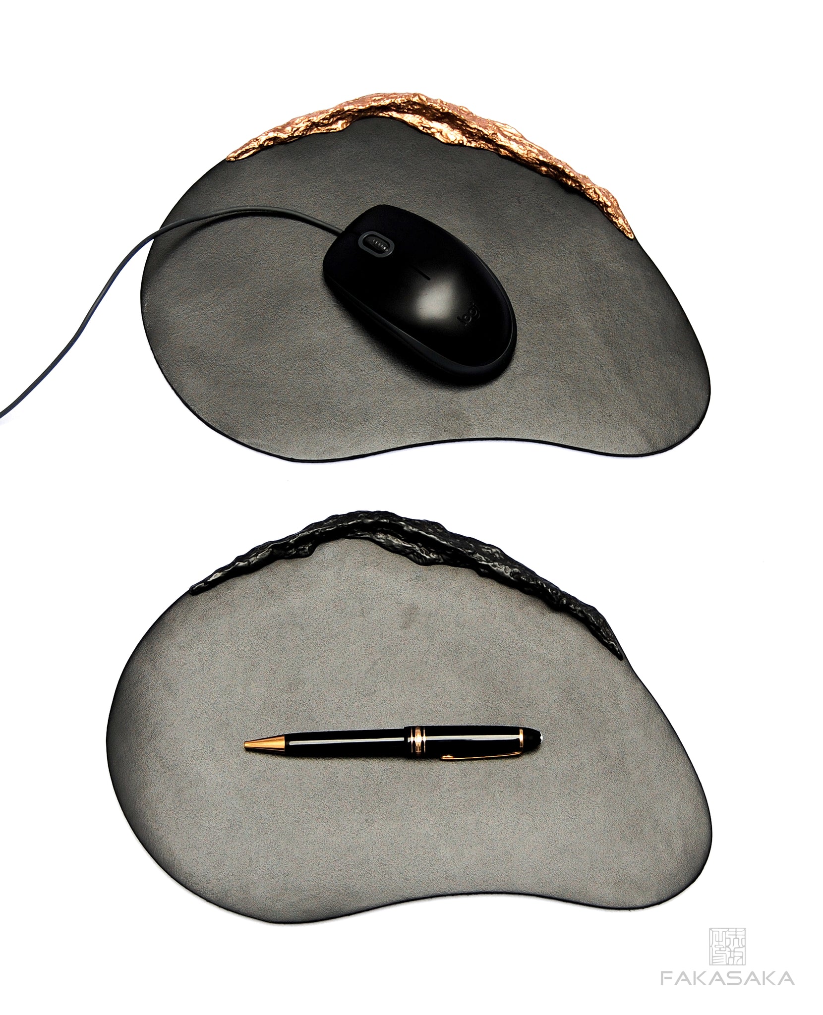 APPLE <br><br>MOUSE PAD<br><br>DARK BRONZE