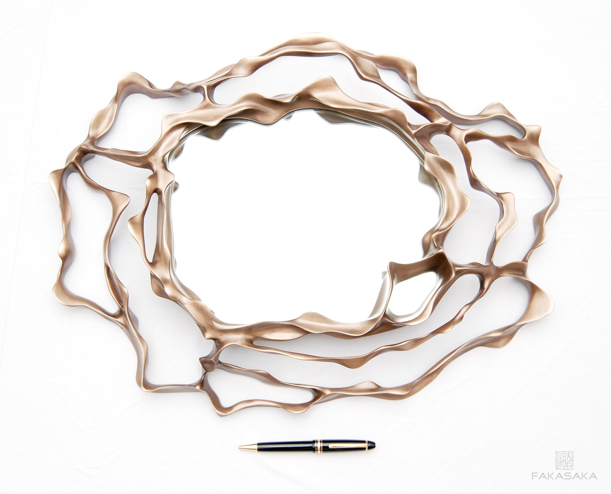 ALEXIA<br><br>MIRROR / CENTERPIECE<br><br>BLACKBROWN BRONZE<br>SILVER MIRROR