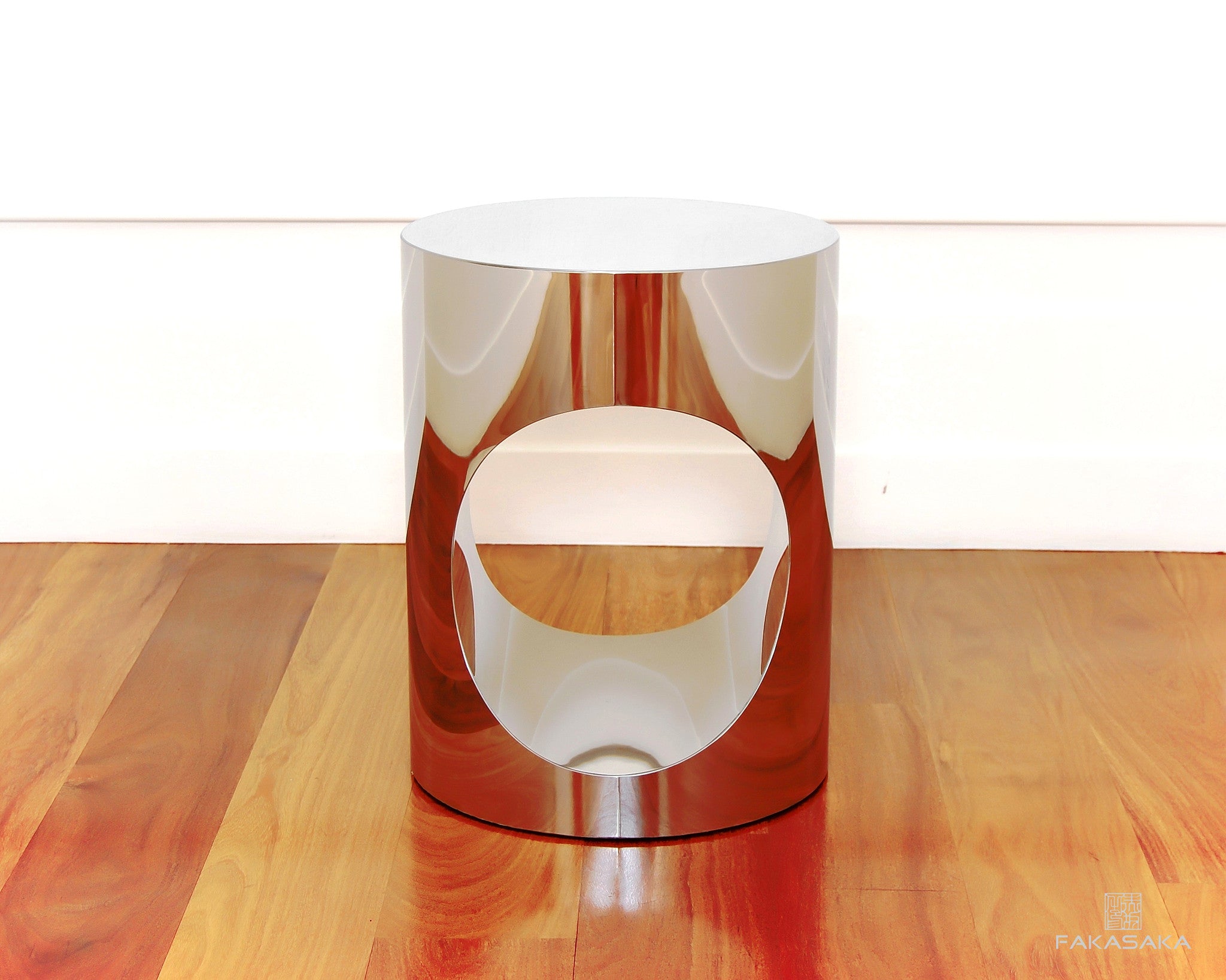 FA4<br><br>STOOL / SIDE TABLE / DRINK TABLE<br><br>STAINLESS STEEL