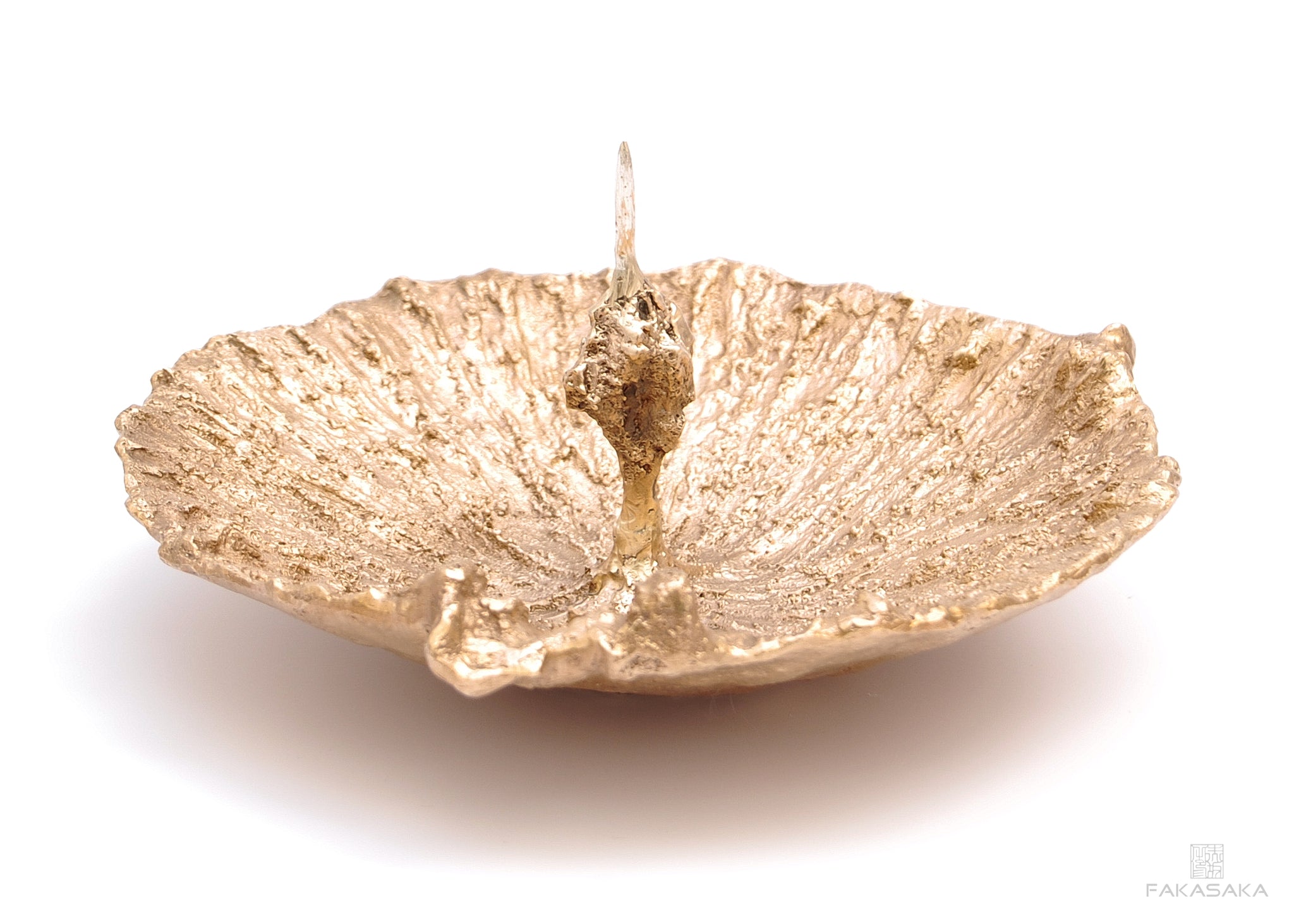 TOMW<br><br>BOWL / ASHTRAY / CENTERPIECE / CANDLE HOLDER / CARD HOLDER<br><br>POLISHED BRONZE